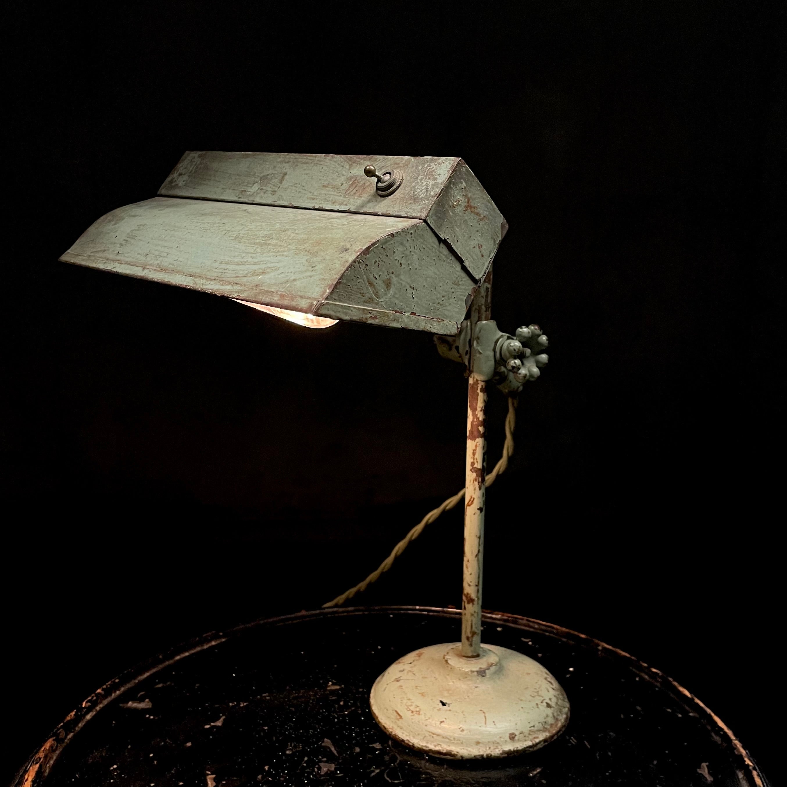 1920 Rare O.C. White Adjustable Task Desk Lamp