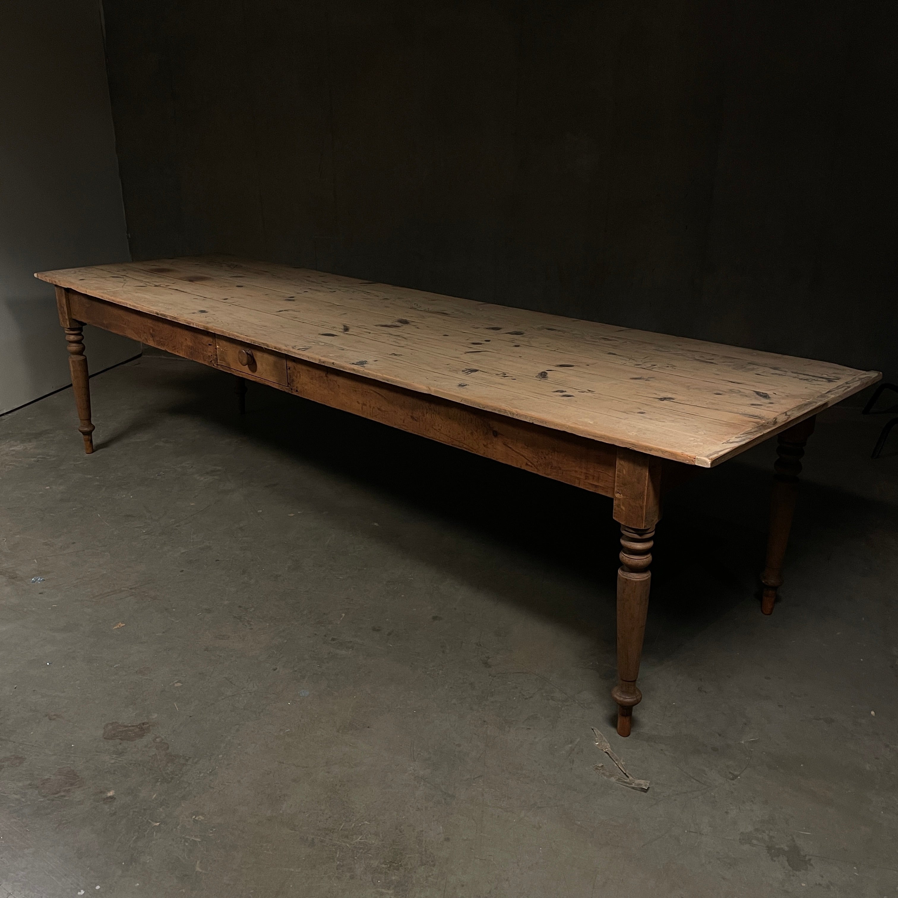 1900 Large Pine Farm Harvest Dining Table