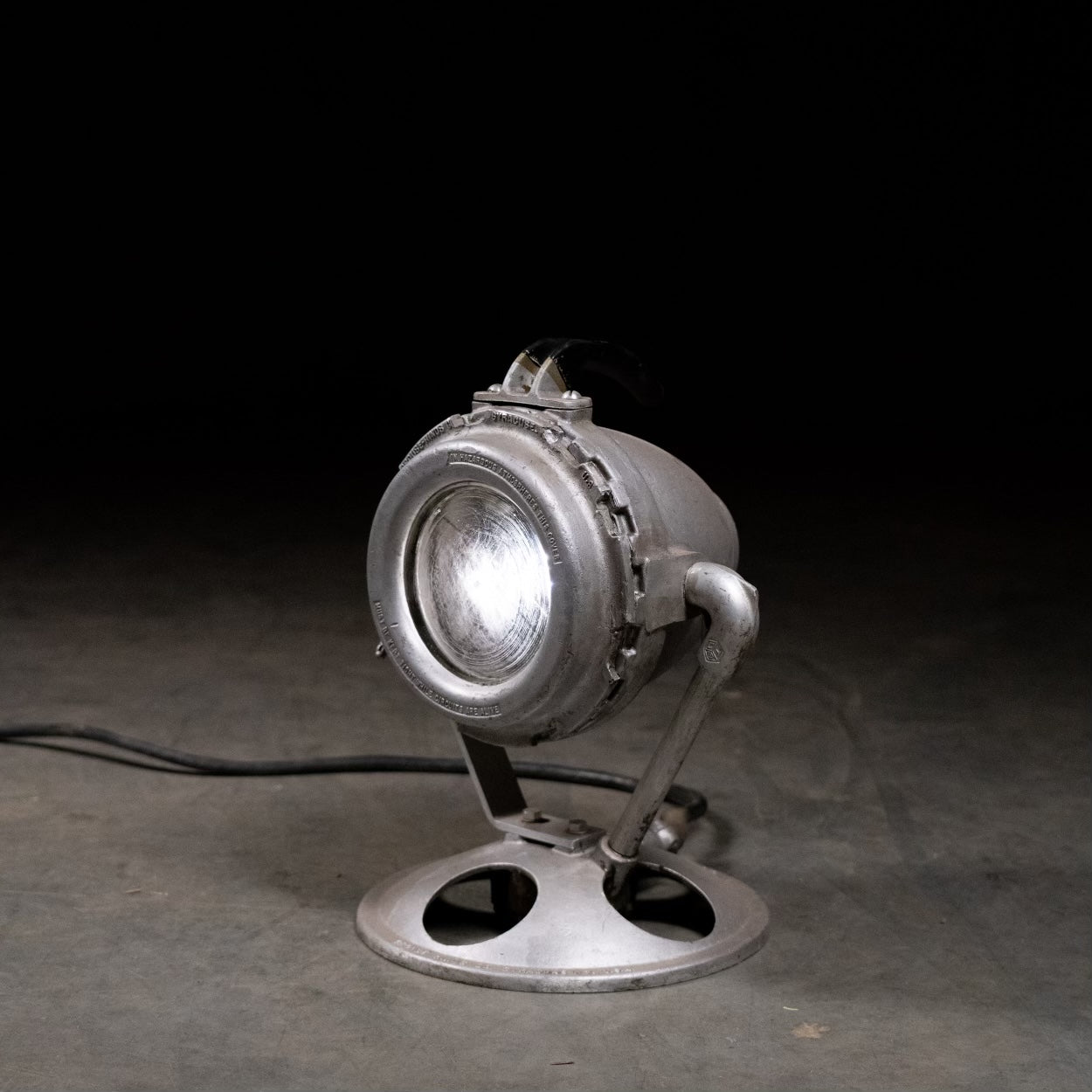 1950 Aluminum Crouse Hinds Portable Industrial Spot Light