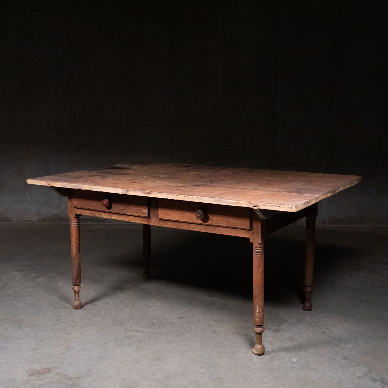 1870 Pine Peg Top Farm Table