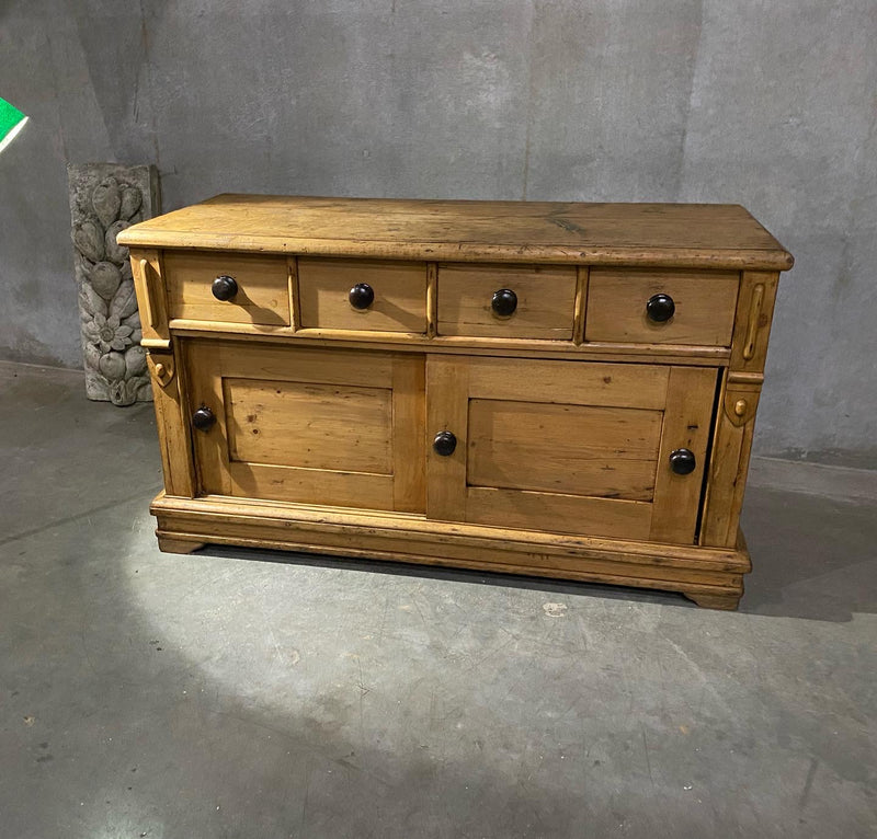 1870 pine server  multi drawer  sideboard | Scott Landon Antiques and Interiors.