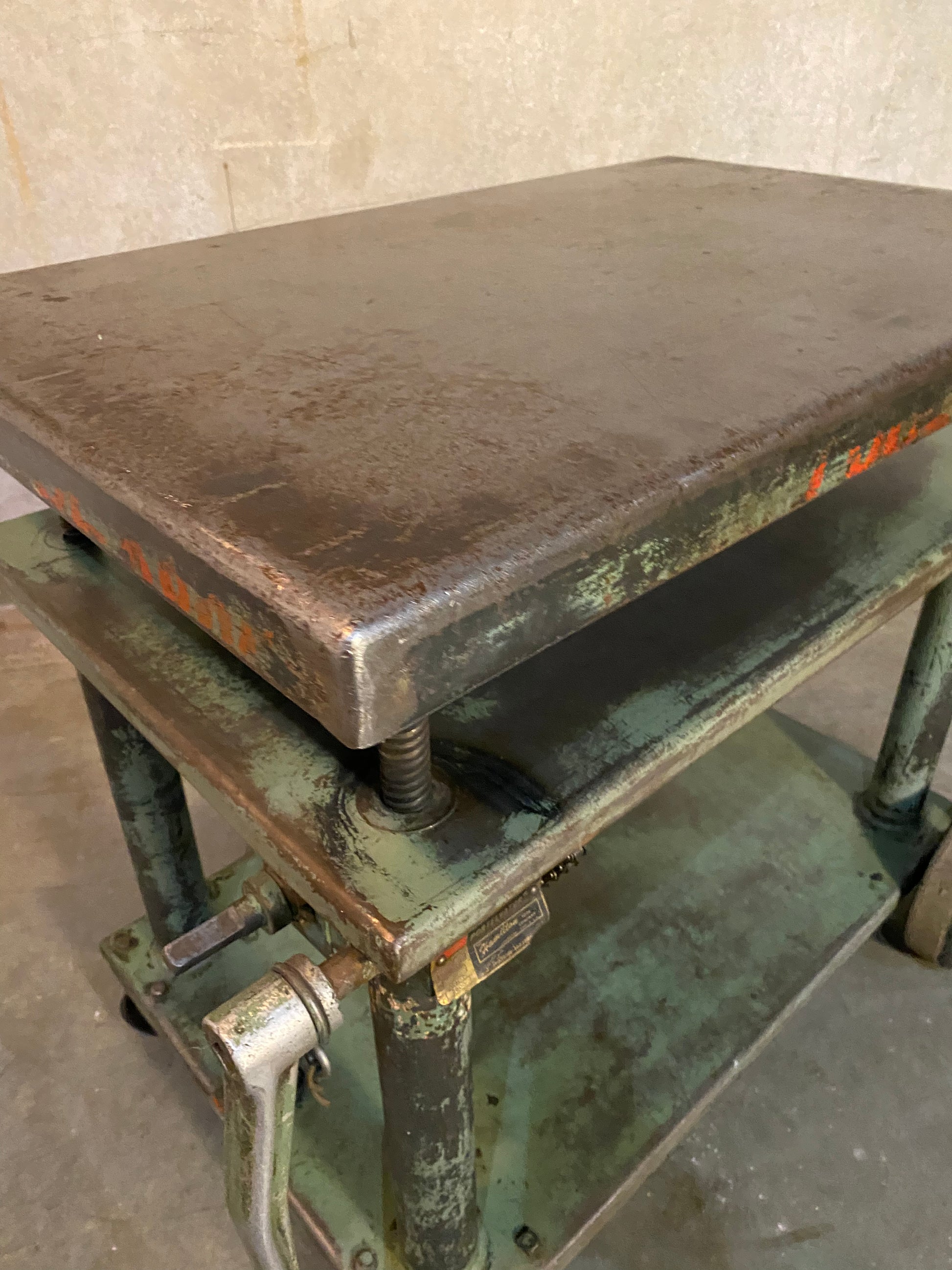 1930 industrial lift cart adjustable height | Scott Landon Antiques and Interiors.