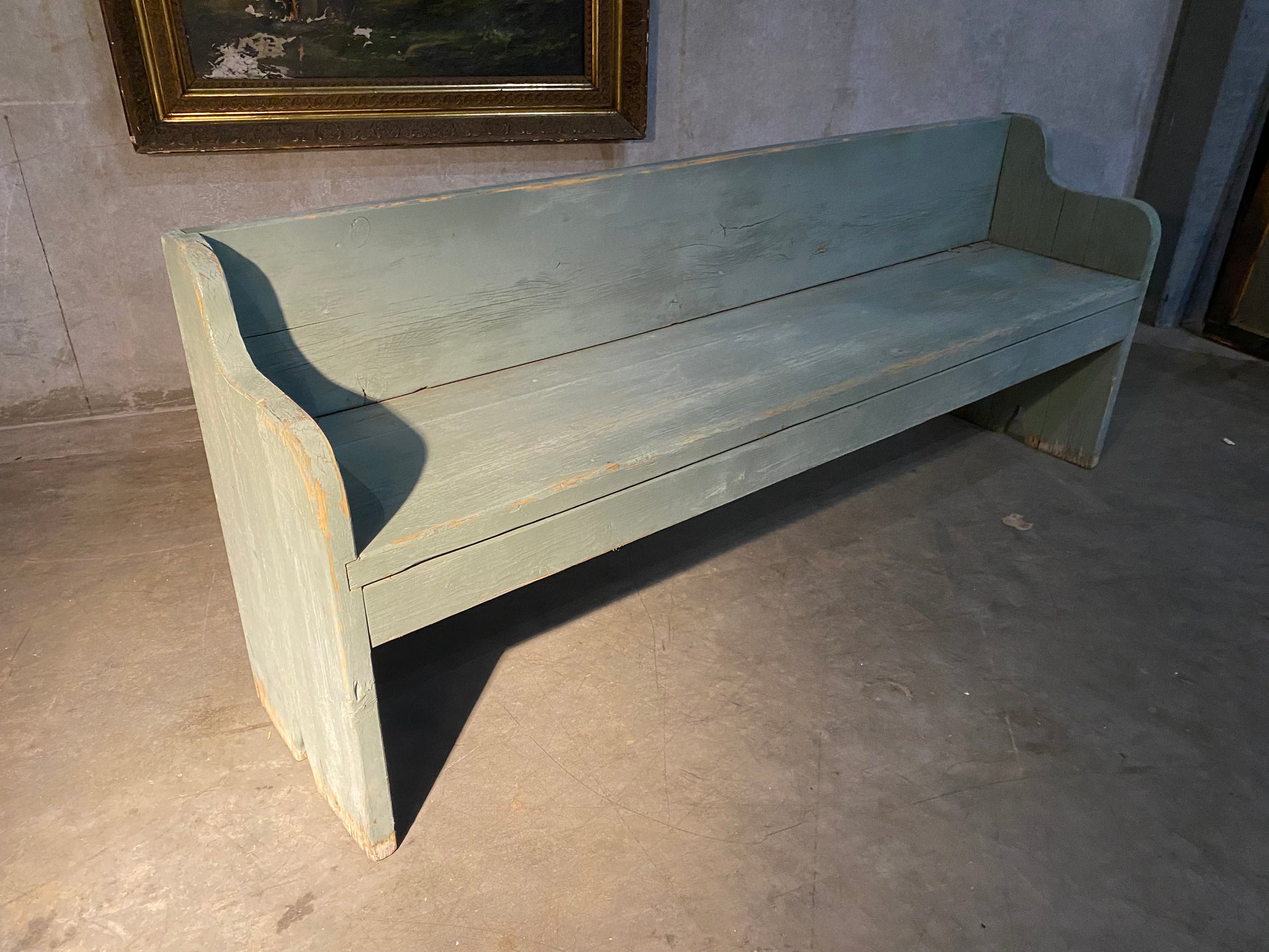 C1900 country settle bench | Scott Landon Antiques and Interiors.